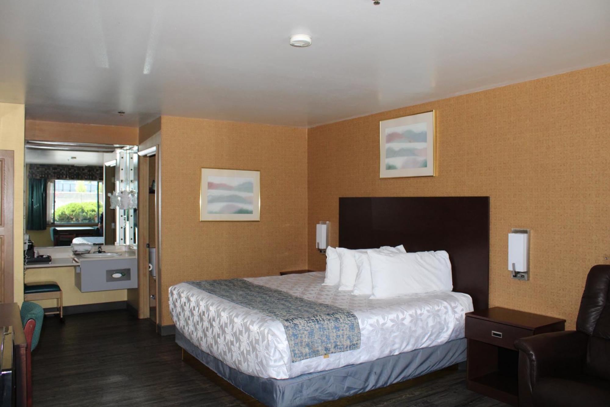 Americas Best Value Inn Phoenix Medford Dış mekan fotoğraf