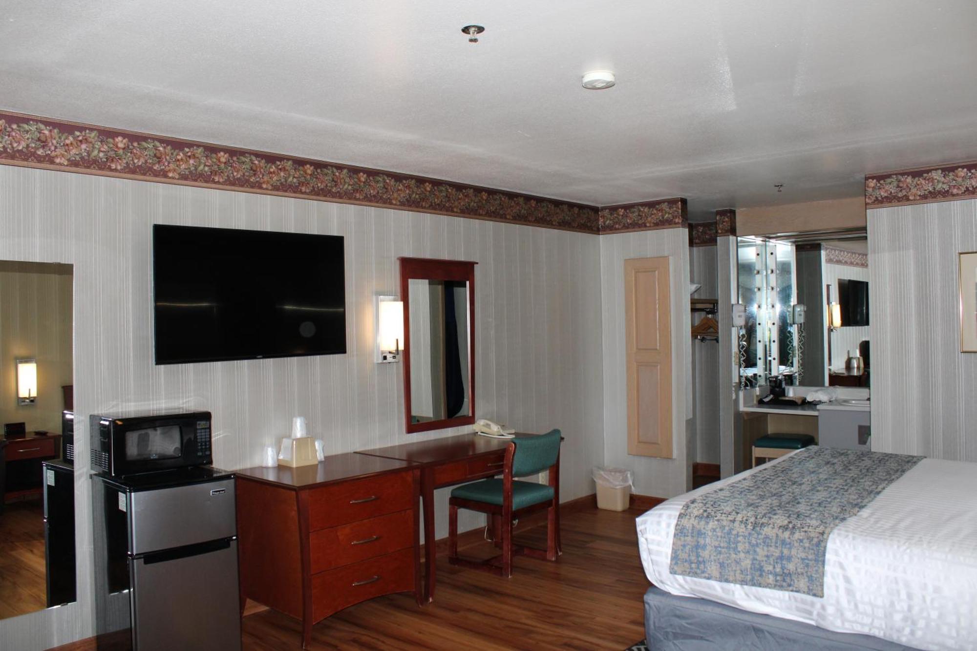Americas Best Value Inn Phoenix Medford Dış mekan fotoğraf